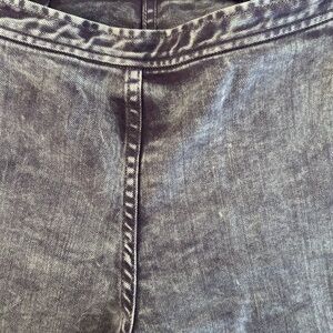 Stylish purple Rachel Comey acid-washed jeans!